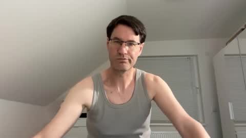 zzz123_cam online show from 04-25-26, 02:47