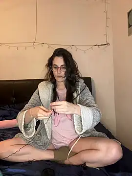 Snapshot of Lunaabbey chatting on 03-16-26, 05:50 Lunaabbey online show from 03-16-26, 05:50