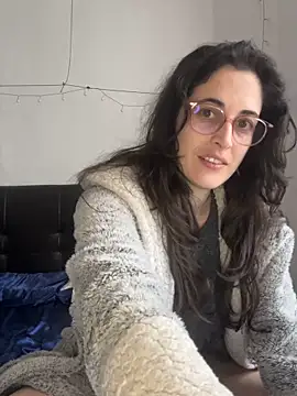 Snapshot of Lunaabbey chatting on 03-21-26, 08:41 Lunaabbey online show from 03-21-26, 08:41