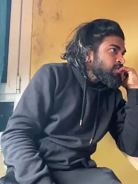 Snapshot of IviedWaster chatting on 03-18-25, 12:16 IviedWaster online show from 03-18-25, 12:16