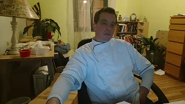 Snapshot of cloupefun chatting on 01-22-25, 06:31 cloupefun online show from 01-22-25, 06:31