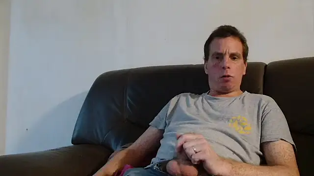 Snapshot of cloupefun chatting on 09-15-25, 06:02 cloupefun online show from 09-15-25, 06:02