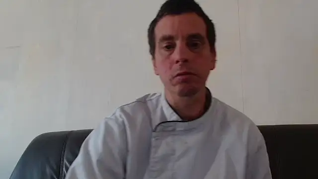 Snapshot of cloupefun chatting on 11-27-25, 12:51 cloupefun online show from 11-27-25, 12:51