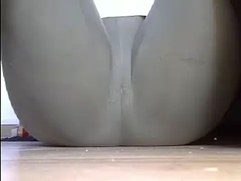 Snapshot of Squirtlady38 chatting on 02-24-25, 09:10 Squirtlady38 online show from 02-24-25, 09:10