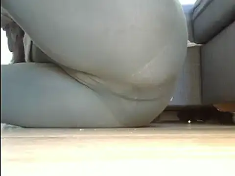 Snapshot of Squirtlady38 chatting on 03-18-25, 01:31 Squirtlady38 online show from 03-18-25, 01:31