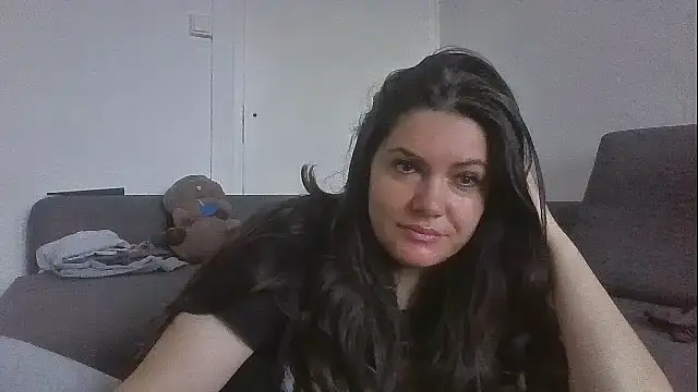 Snapshot of Squirtlady38 chatting on 10-08-25, 06:22 Squirtlady38 online show from 10-08-25, 06:22