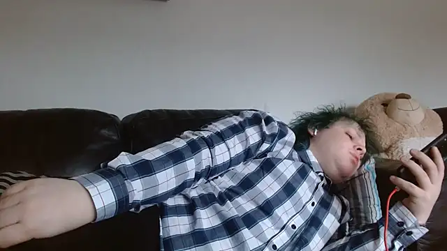 Snapshot of StarZ15 chatting on 02-10-25, 02:26 StarZ15 online show from 02-10-25, 02:26