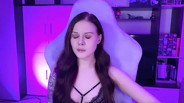 jasminevine online show from 01-04-25, 04:33