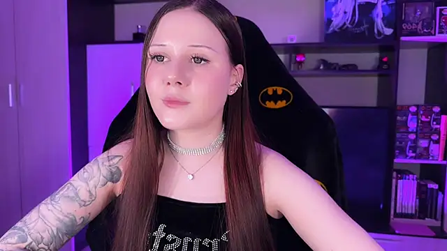 Snapshot of jasminevine chatting on 02-03-26, 06:40 jasminevine online show from 02-03-26, 06:40