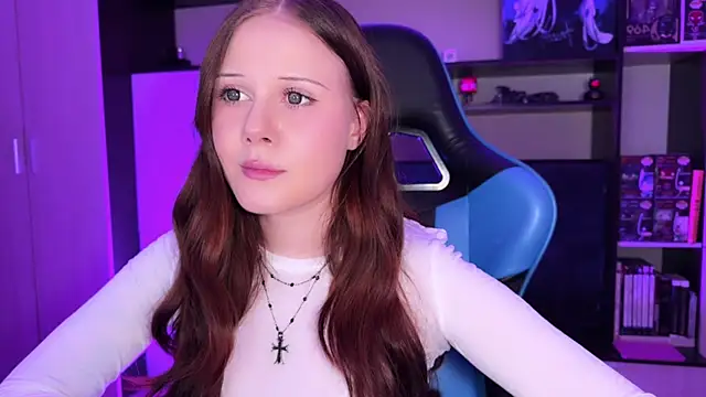 Snapshot of jasminevine chatting on 06-04-26, 12:49 jasminevine online show from 06-04-26, 12:49