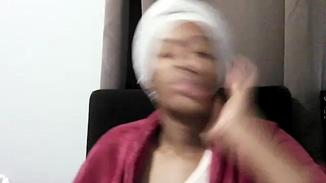 Snapshot of COOKIECANDY chatting on 11-11-25, 10:32 COOKIECANDY online show from 11-11-25, 10:32