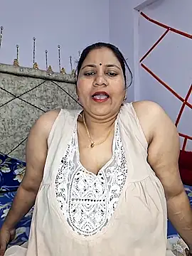 MOM-SUN-COUPLE online show from 02-21-25, 09:34