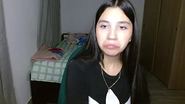 mia  lopez  online show from 10-08-25, 01:03