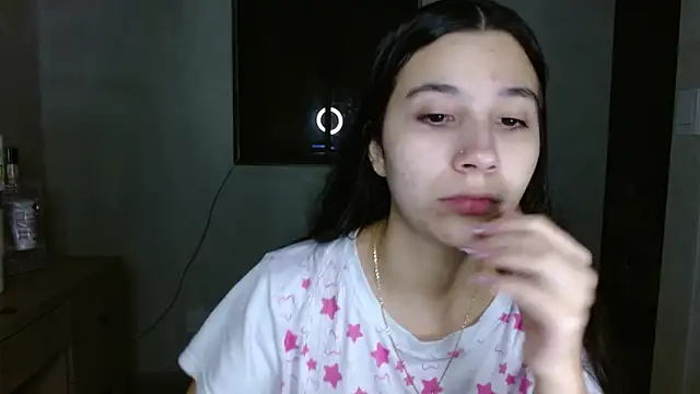 mia  lopez  online show from 06-08-26, 01:50