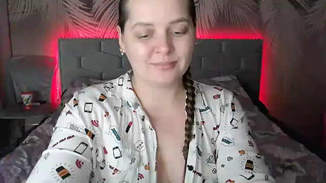 uliastar online show from 01-13-25, 03:15