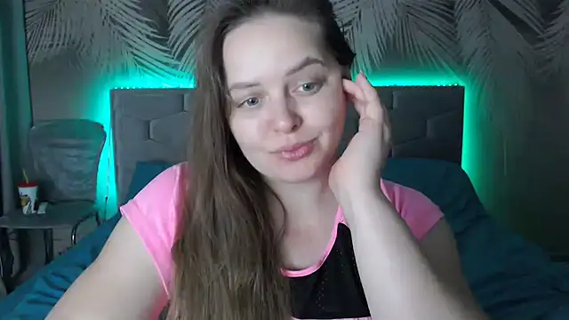 uliastar online show from 01-18-25, 09:56