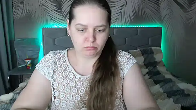 uliastar online show from 01-22-25, 09:35