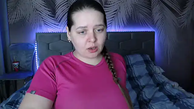 uliastar online show from 02-25-25, 10:15