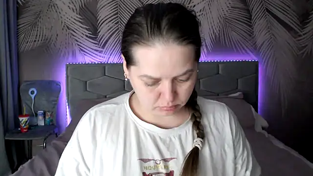 uliastar online show from 03-19-25, 06:03