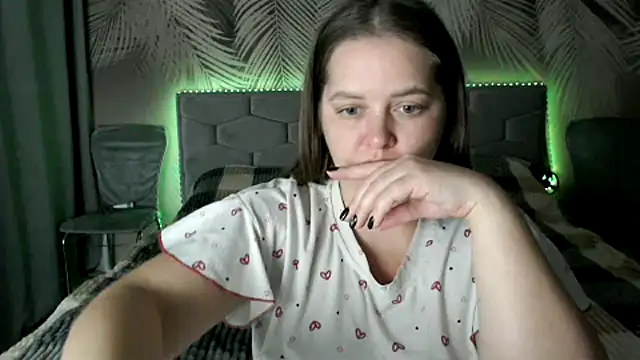 uliastar online show from 10-04-25, 07:17