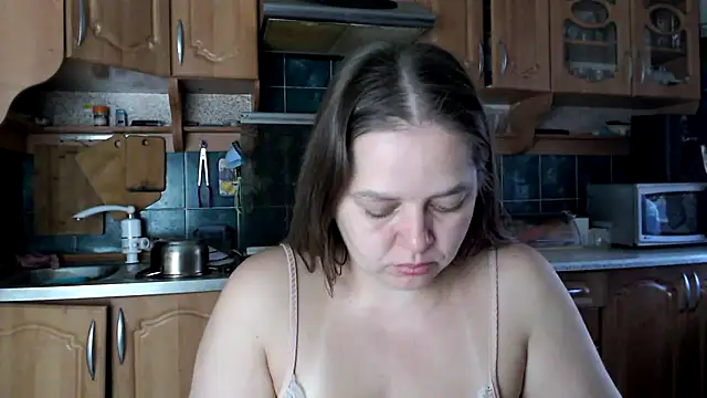 uliastar online show from 10-11-25, 05:17