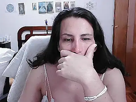LauraVicttoria361215 online show from 03-11-25, 11:37