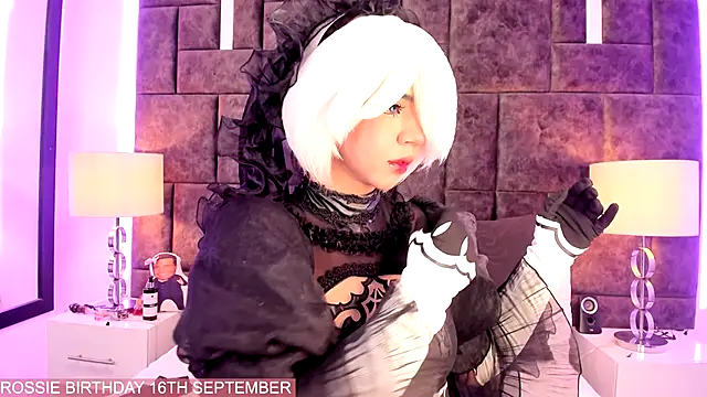 Snapshot of Petit-Rosse chatting on 09-08-25, 03:00 Petit-Rosse online show from 09-08-25, 03:00