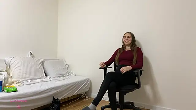 Snapshot of SunriseGuys chatting on 02-06-26, 01:03 SunriseGuys online show from 02-06-26, 01:03