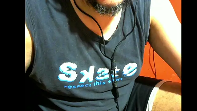 Snapshot of jshepeherd chatting on 05-23-26, 05:06 jshepeherd online show from 05-23-26, 05:06