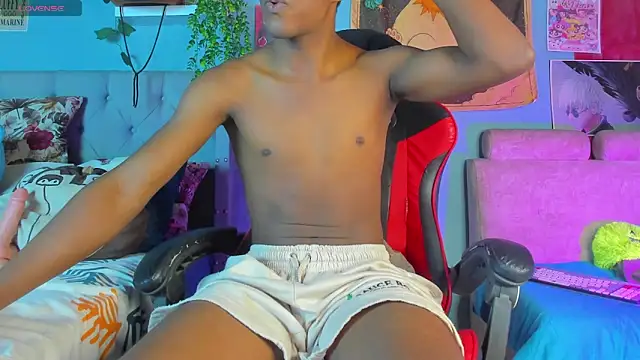 Snapshot of patrick__evans chatting on 12-02-25, 10:05 patrick evans online show from 12-02-25, 10:05