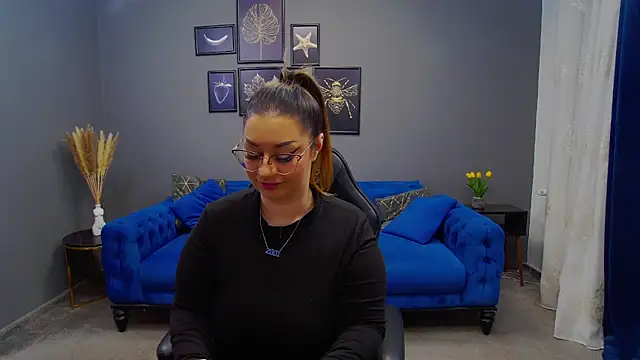 Katewalker  online show from 01-16-25, 06:06