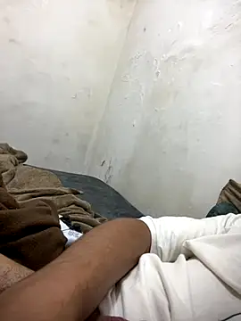 Snapshot of Magosupreme chatting on 09-13-25, 07:41 Magosupreme online show from 09-13-25, 07:41