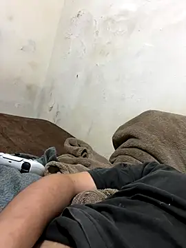 Snapshot of Magosupreme chatting on 12-16-25, 04:45 Magosupreme online show from 12-16-25, 04:45