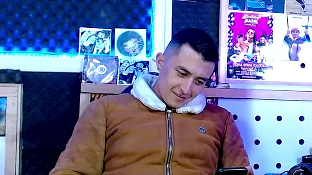 Darko0717 online show from 03-07-25, 08:44