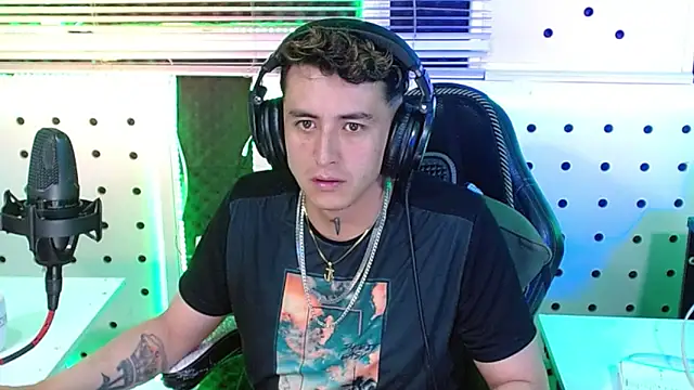 Darko0717 online show from 11-21-25, 11:36