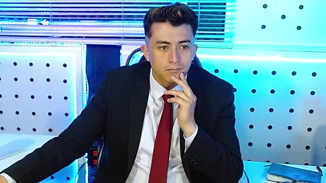 Darko0717 online show from 12-03-25, 01:31