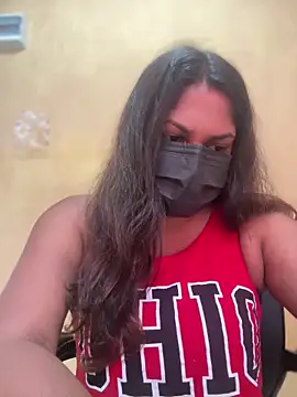 Snapshot of Black_Beauty997 chatting on 03-23-25, 04:16 Black Beauty997 online show from 03-23-25, 04:16