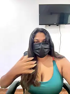 Snapshot of Black_Beauty997 chatting on 09-12-25, 03:50 Black Beauty997 online show from 09-12-25, 03:50