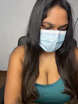 Snapshot of Black_Beauty997 chatting on 02-04-26, 04:57 Black Beauty997 online show from 02-04-26, 04:57