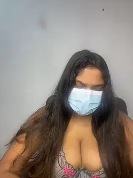 Snapshot of Black_Beauty997 chatting on 02-11-26, 06:40 Black Beauty997 online show from 02-11-26, 06:40