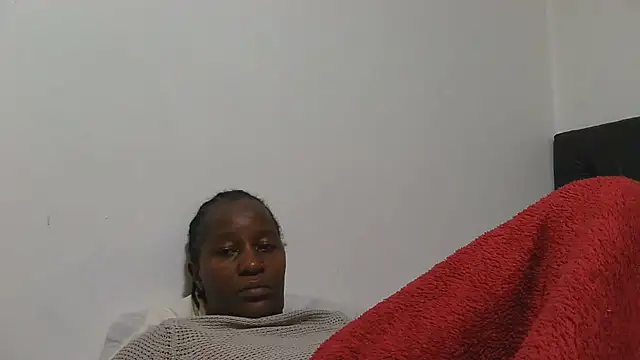 Snapshot of sluttylaura21 chatting on 07-06-26, 03:03 sluttylaura21 online show from 07-06-26, 03:03