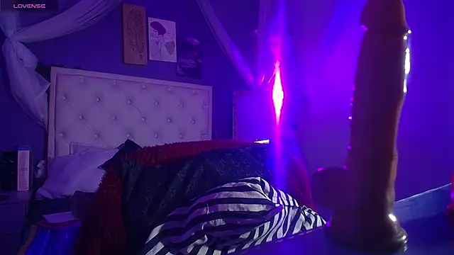 Snapshot of samanthaanderson_ chatting on 12-13-24, 05:43 samanthaanderson online show from 12-13-24, 05:43