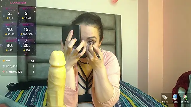 Snapshot of samanthaanderson_ chatting on 01-10-25, 02:46 samanthaanderson online show from 01-10-25, 02:46