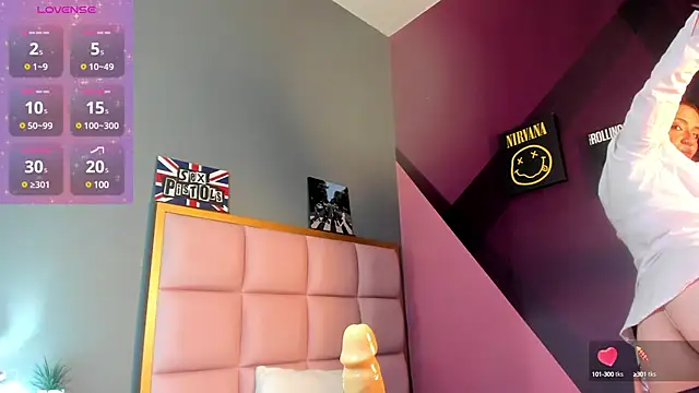 Snapshot of samanthaanderson_ chatting on 02-11-25, 08:31 samanthaanderson online show from 02-11-25, 08:31