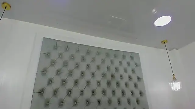 anette cooper online show from 10-24-25, 03:36