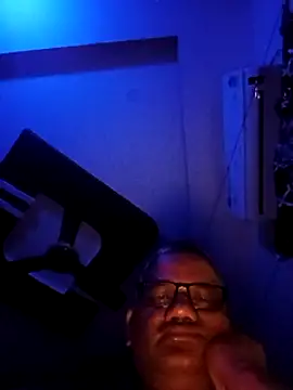 Snapshot of StarPacifist6 chatting on 12-29-24, 01:13 StarPacifist6 online show from 12-29-24, 01:13