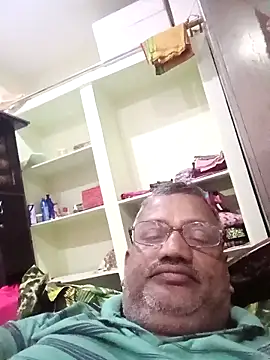 Snapshot of StarPacifist6 chatting on 12-18-25, 02:12 StarPacifist6 online show from 12-18-25, 02:12