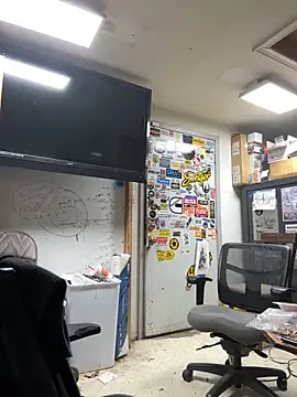 tank32s online show from 12-26-24, 07:24