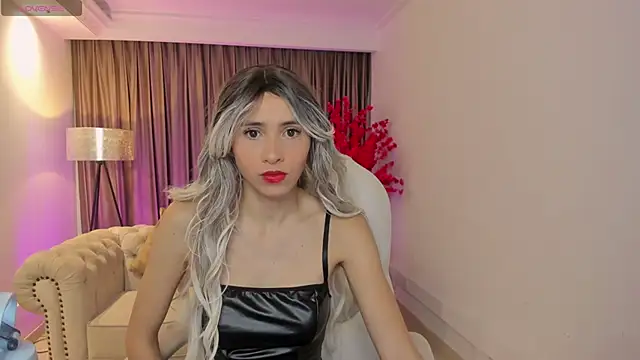 Snapshot of emilly_smith_1 chatting on 02-06-25, 03:06 emilly smith 1 online show from 02-06-25, 03:06