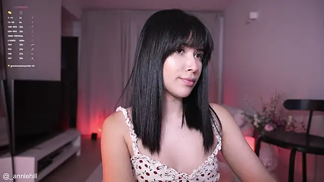 Snapshot of anniehillofficial chatting on 01-09-25, 06:36 anniehillofficial online show from 01-09-25, 06:36